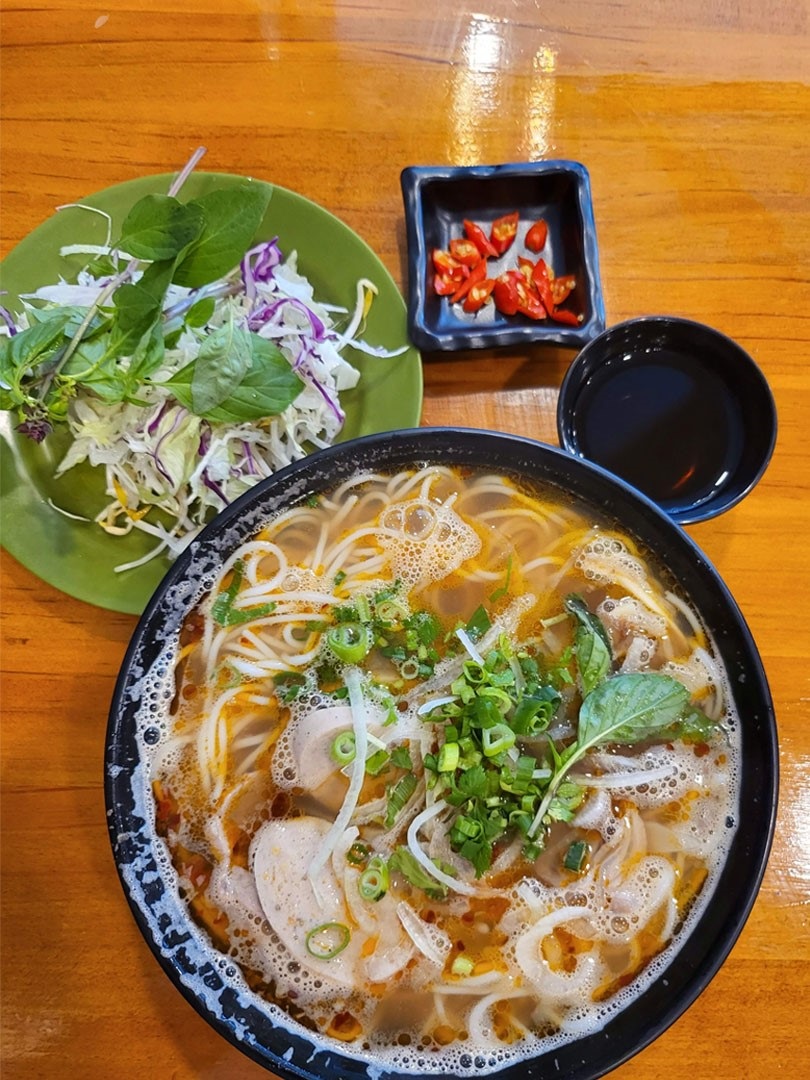 Vietnam 3 - Bun Bo Hue by Phood.jpg