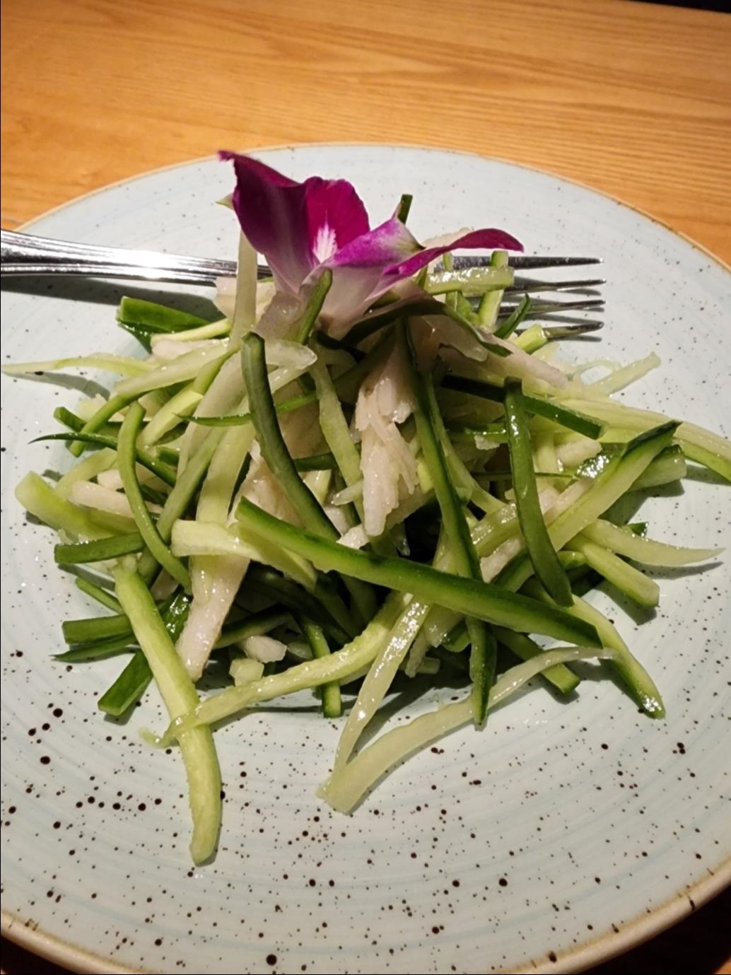 Cucumber and Pear Salad 