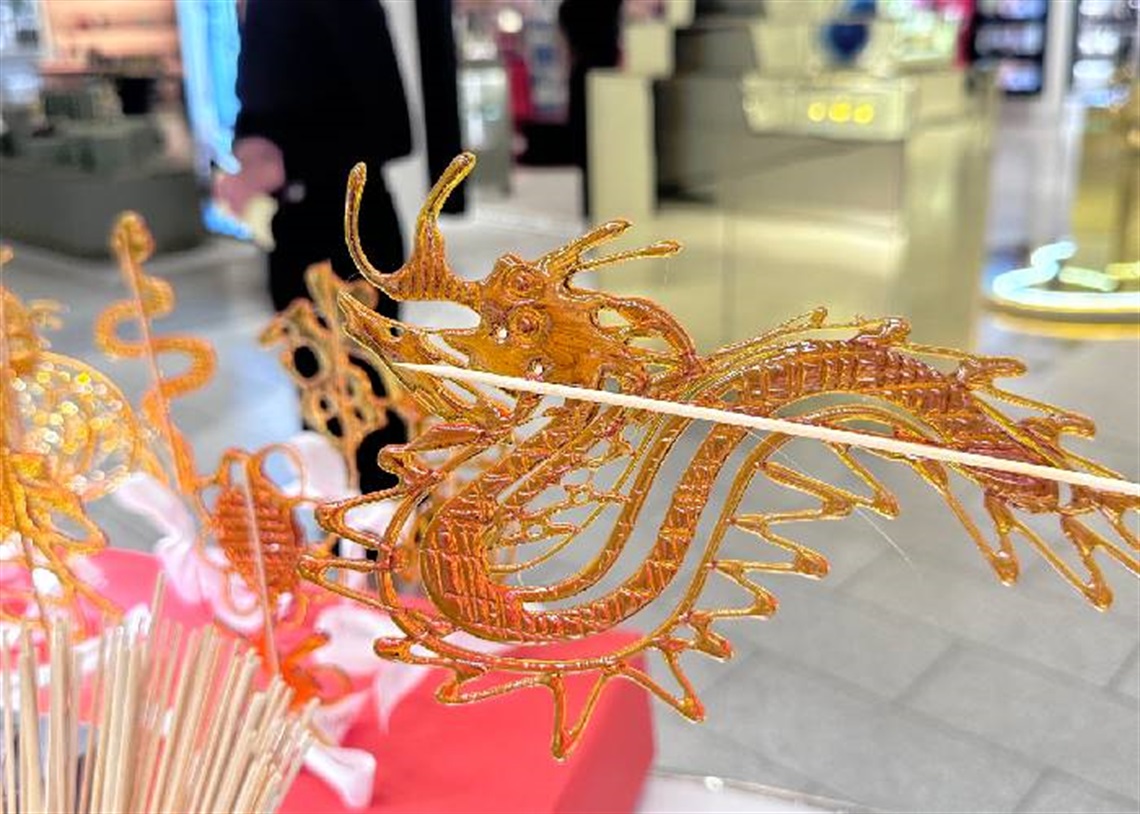 sugar painting dragon.jpg