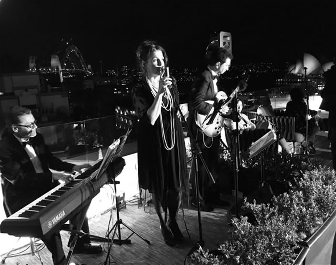 Blue Velvet Jazz(Michael Trifunovic).jpg